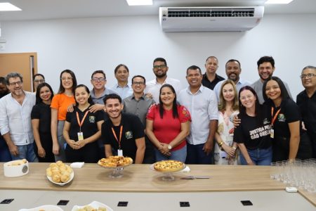 Café com a Imprensa: Câmara Municipal de Gurupi comemora dia do Jornalista, apresentação do aplicativo oficial e agência de publicidade IMG 20260519 WA1323